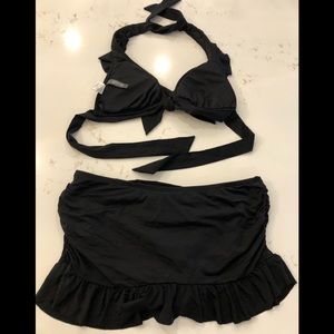 - KENNETH COLE REACTION Two Piece Black biki…